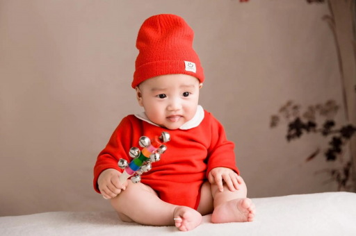 浚县宝宝被蜜蜂蛰了怎么办 浚县宝宝被蜜蜂蛰了怎么办